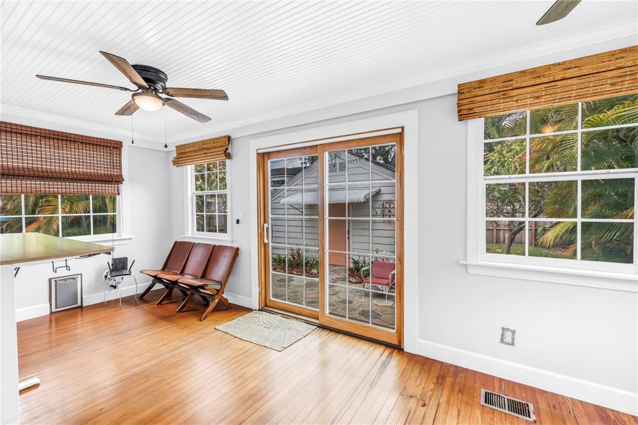 316 18th Avenue Ne, Saint Petersburg, FL 33704 Photo