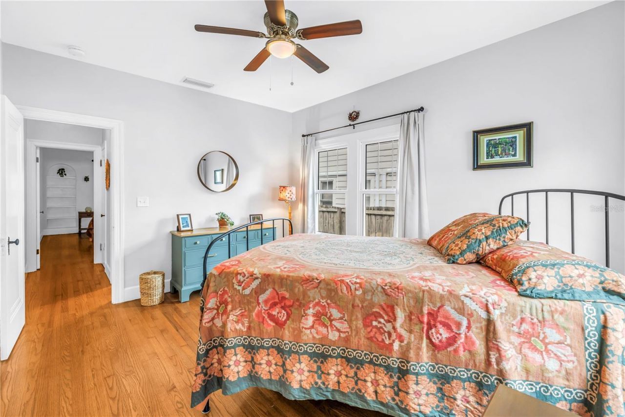 316 18th Avenue Ne, Saint Petersburg, FL 33704 Photo