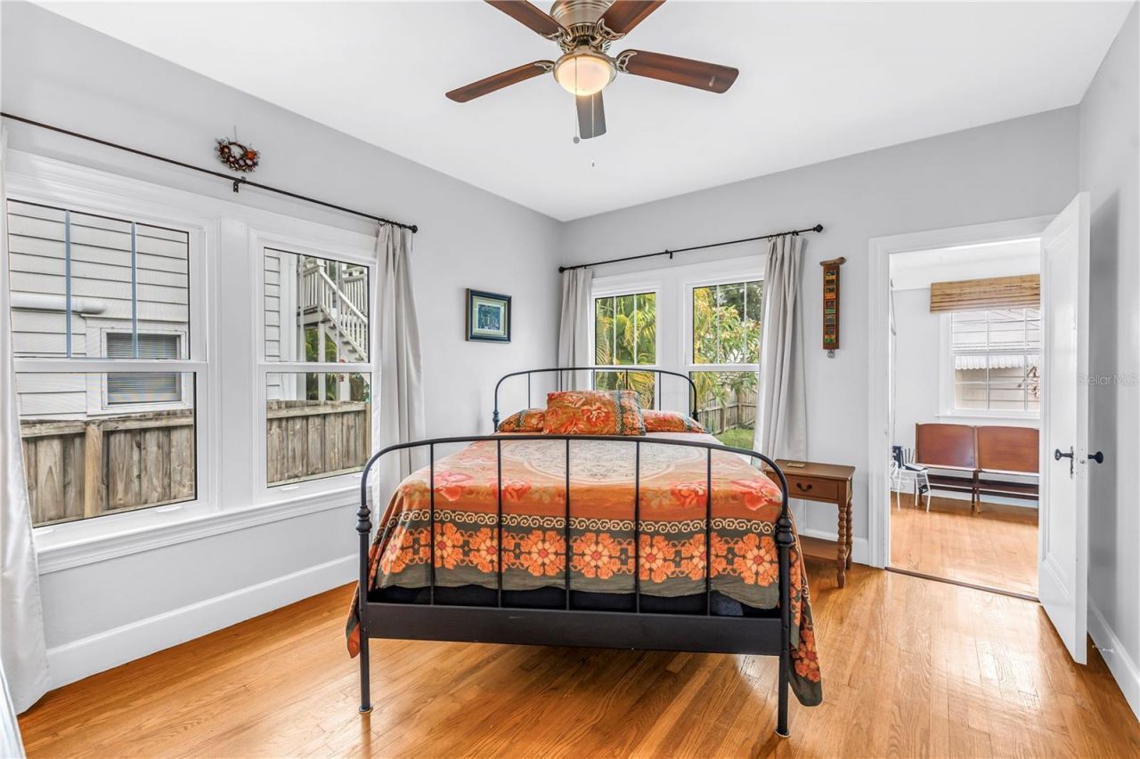 316 18th Avenue Ne, Saint Petersburg, FL 33704 Photo