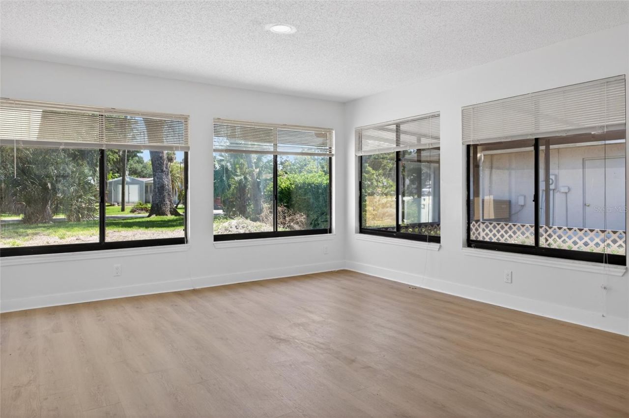 716 Green Rd , New Smyrna Beach, FL 32168 Photo