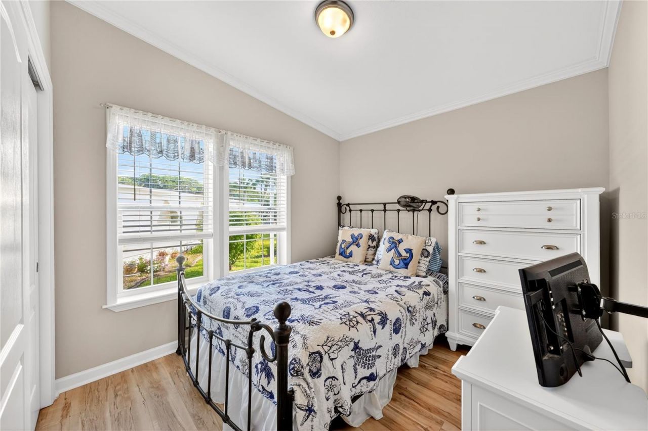 31609 Terrace Drive , Tavares, FL 32778 Photo