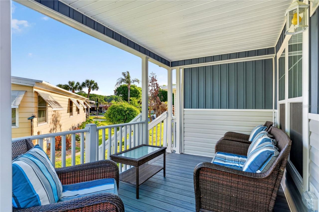 31609 Terrace Drive , Tavares, FL 32778 Photo