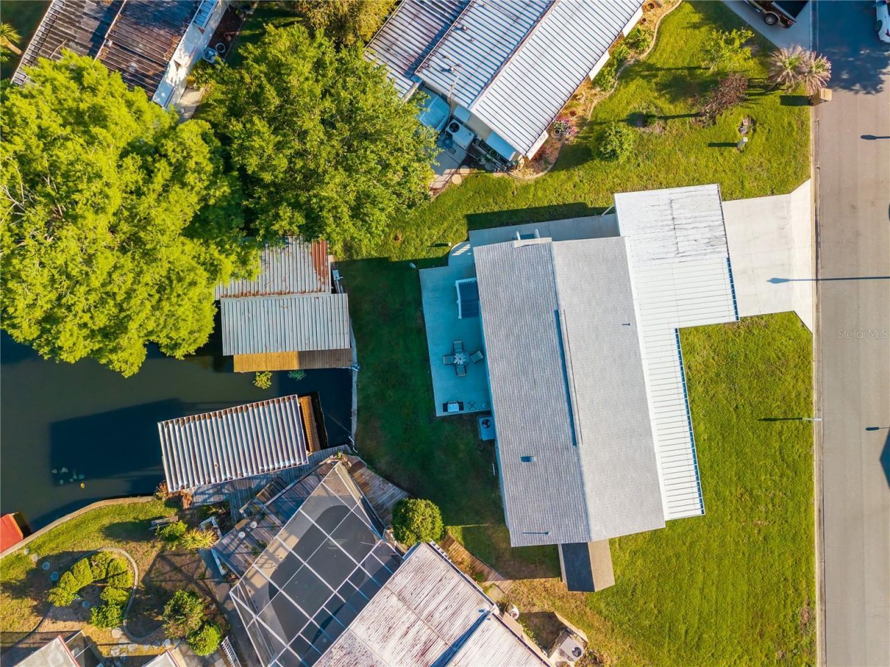 31609 Terrace Drive , Tavares, FL 32778 Photo