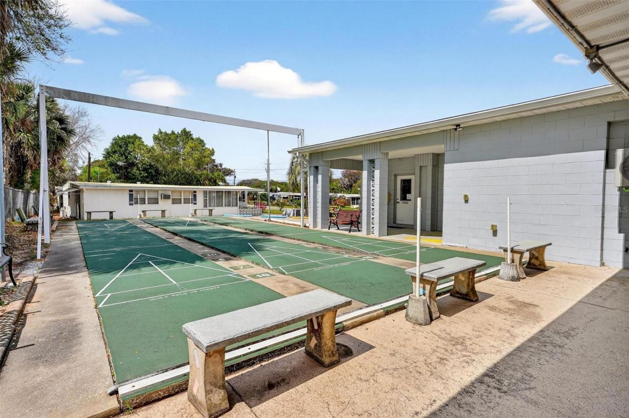 31609 Terrace Drive , Tavares, FL 32778 Photo