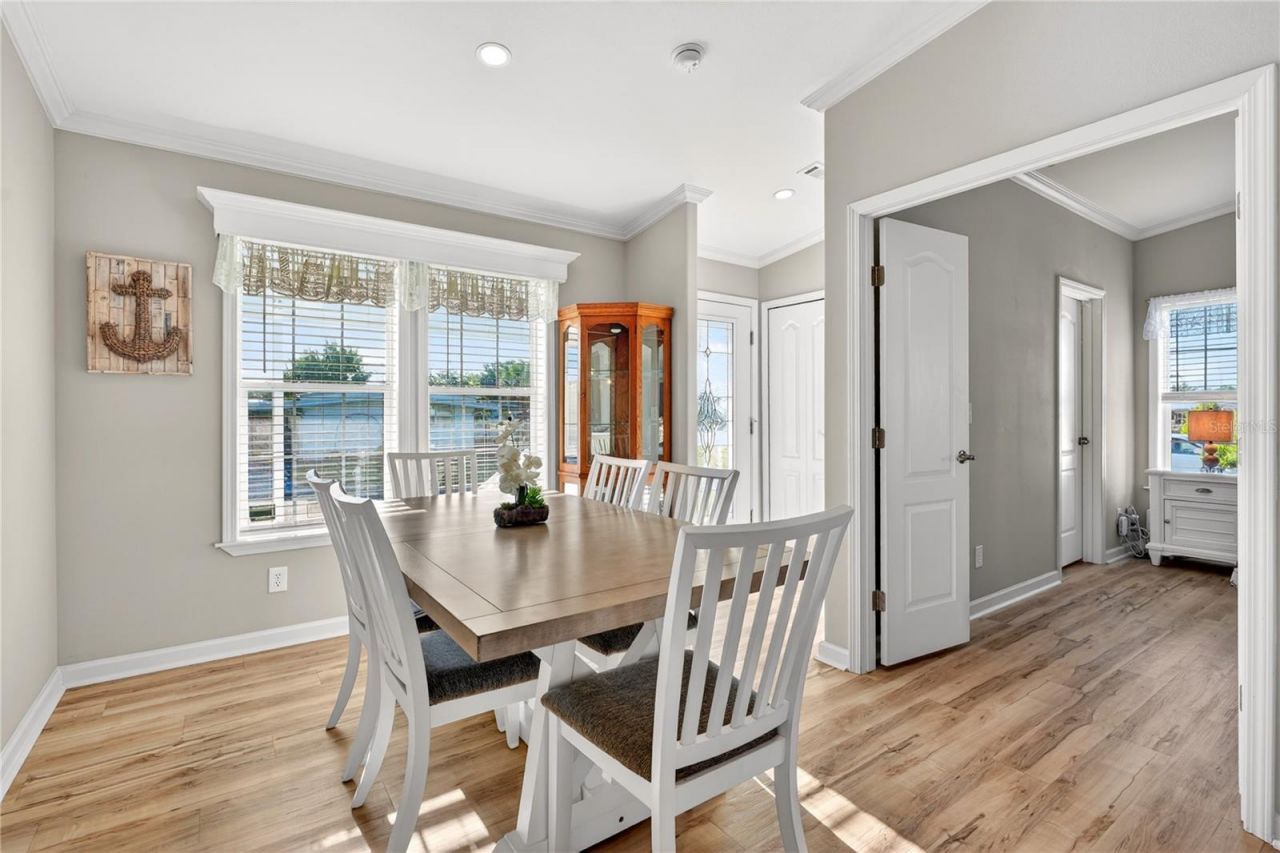 31609 Terrace Drive , Tavares, FL 32778 Photo