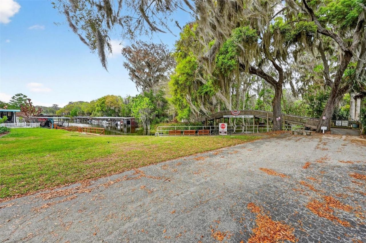 31609 Terrace Drive , Tavares, FL 32778 Photo