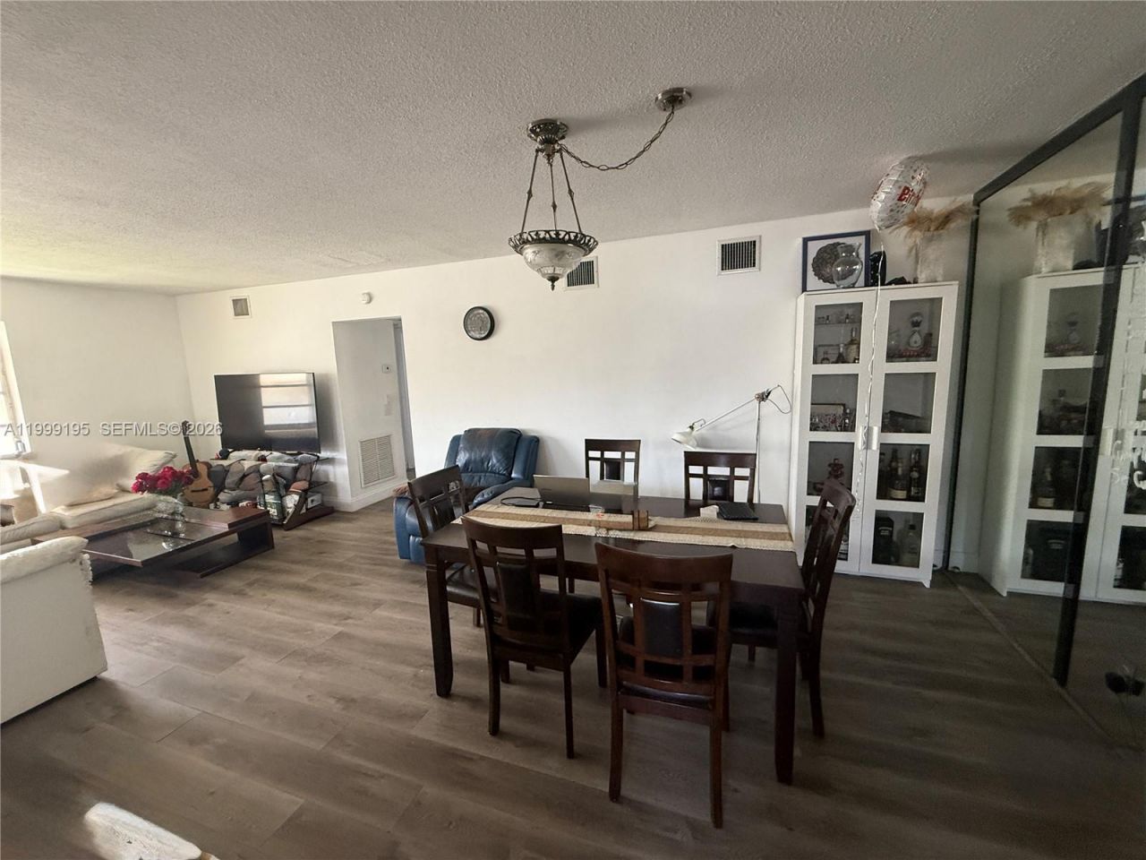 141 NE 10th Ave , Unit 17B, Hallandale Beach, FL 33009 Photo