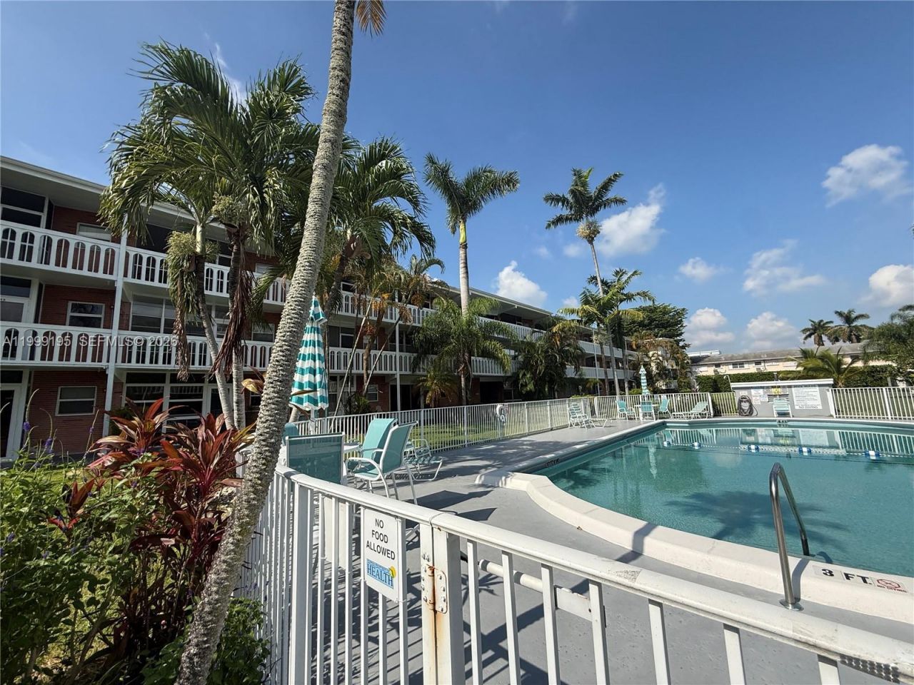 141 NE 10th Ave , Unit 17B, Hallandale Beach, FL 33009 Photo