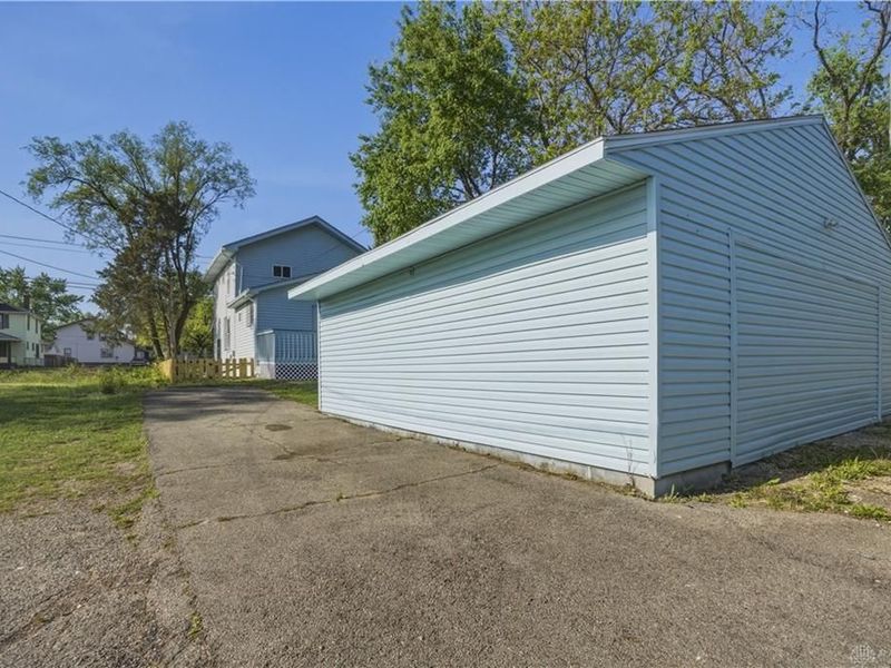 2909 Hoover Avenue, Dayton, OH 45402 Photo 32