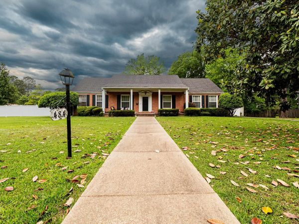 484 Elaine Ave , Camden, AR 71701