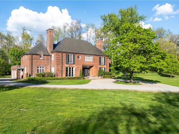 470 Fairview Rd, Pittsburgh, PA 15238