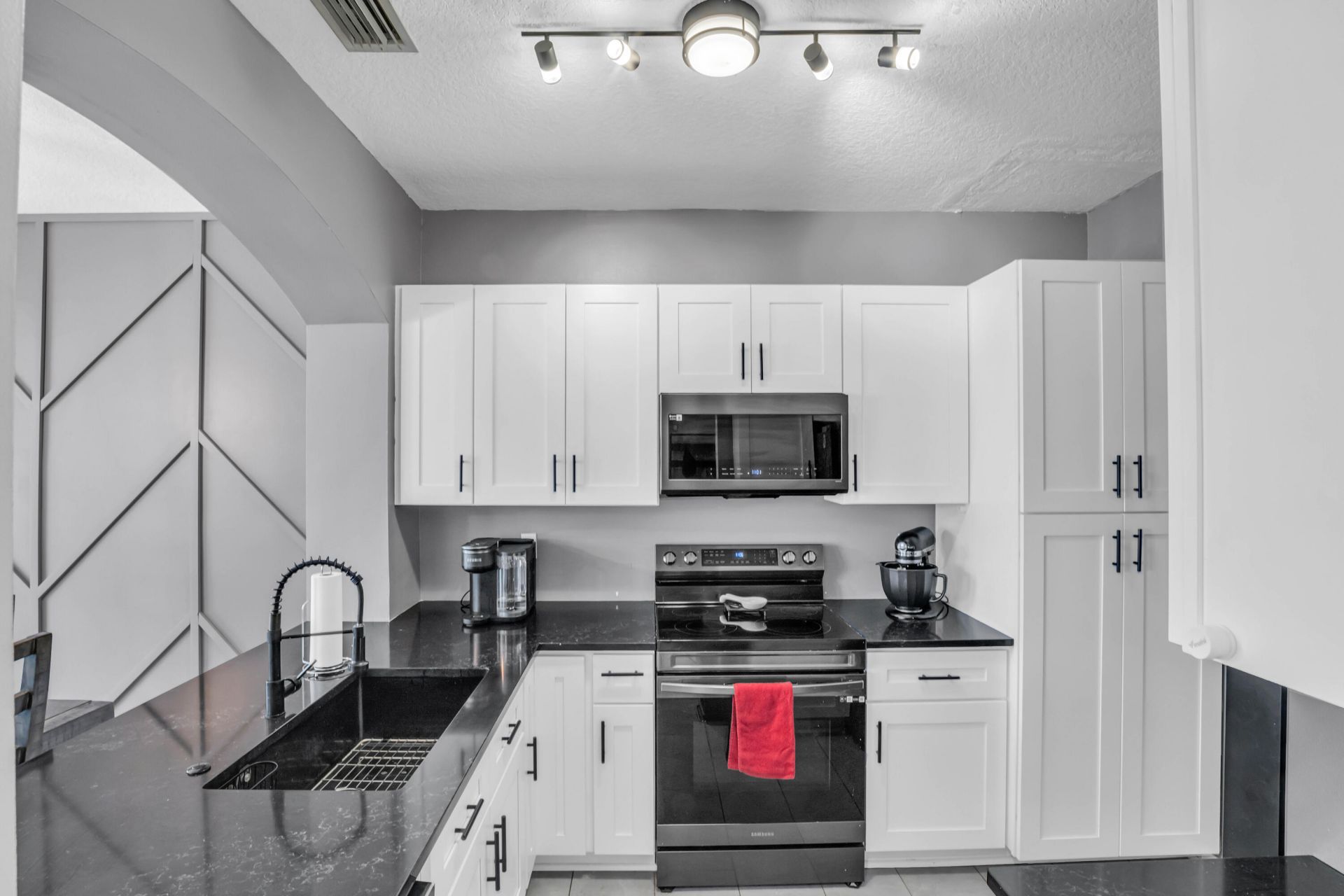 4947 Grinnell Street, Lake Worth, FL 33463 Photo