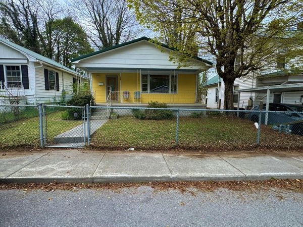 172 Church St, White Sulphur Springs, WV 24986