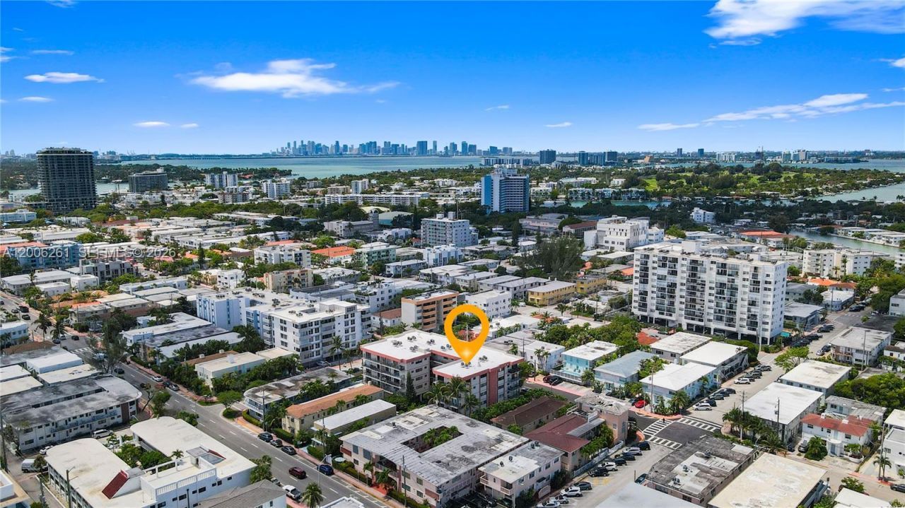 7801 Abbott Ave , Unit 508, Miami Beach, FL 33141 Photo