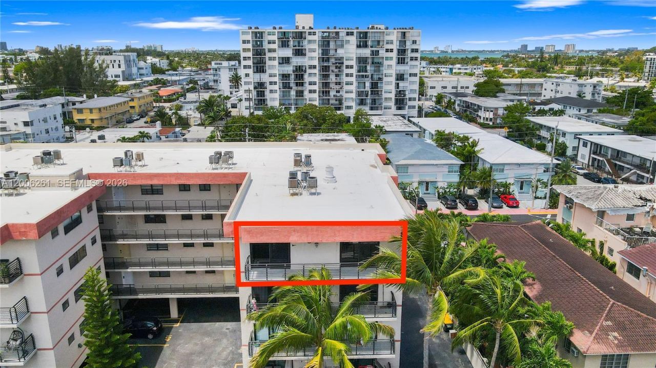 7801 Abbott Ave , Unit 508, Miami Beach, FL 33141 Photo
