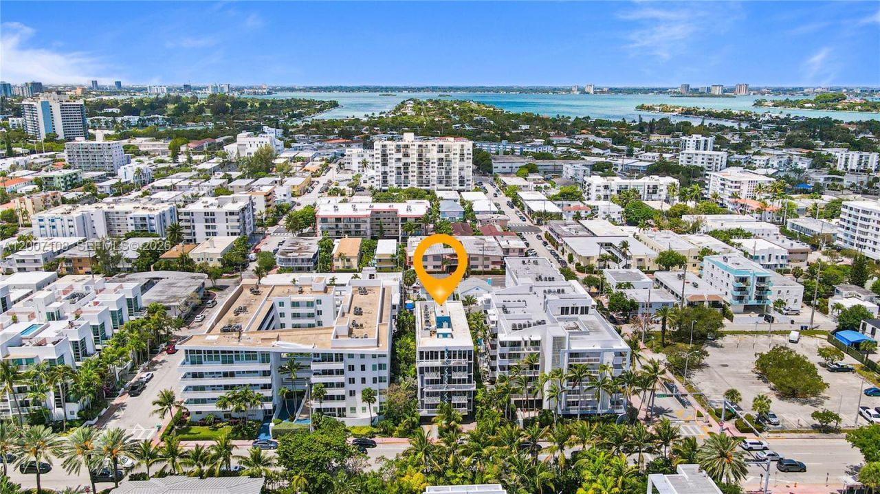 7824 Collins Ave, Unit 401, Miami Beach, FL 33141 Photo