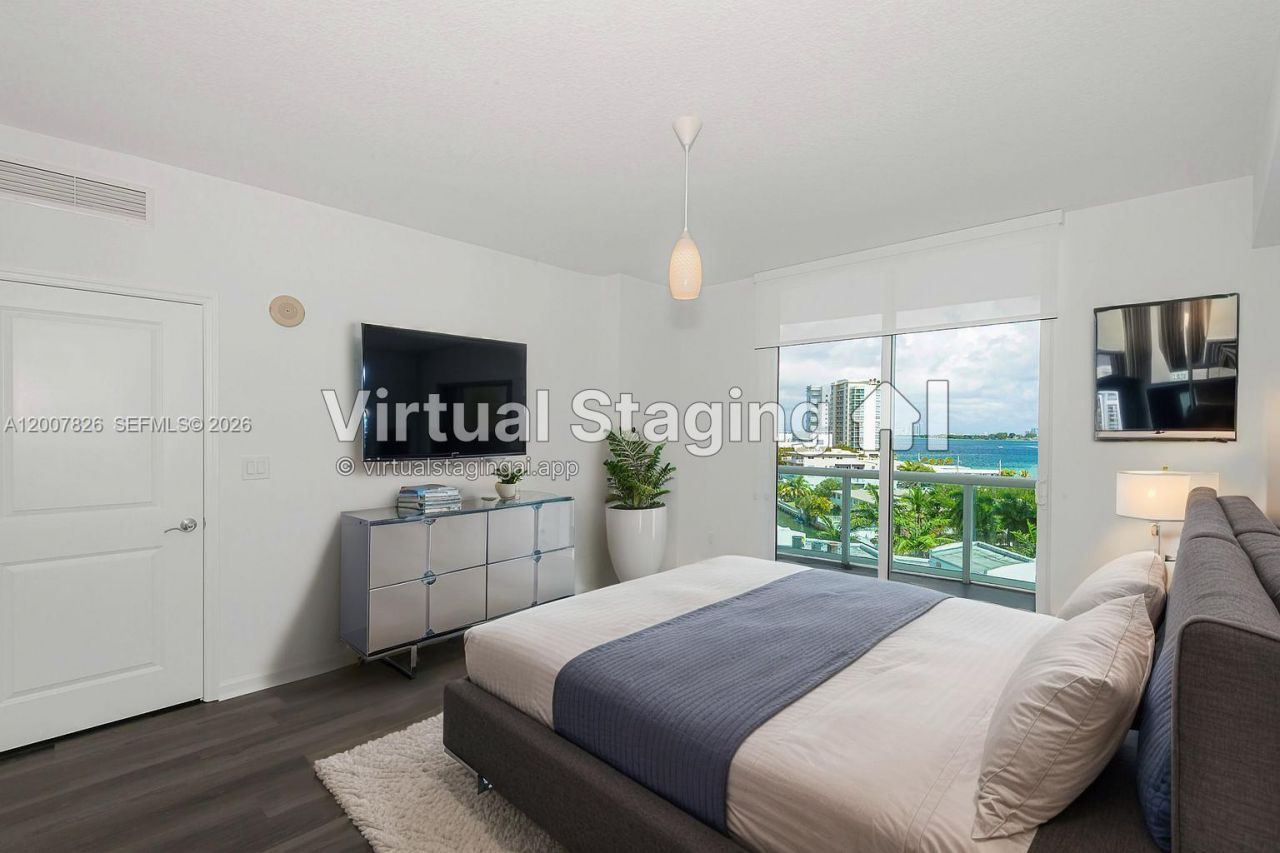 7900 Harbor Island Dr, Unit 703, North Bay Village, FL 33141 Photo