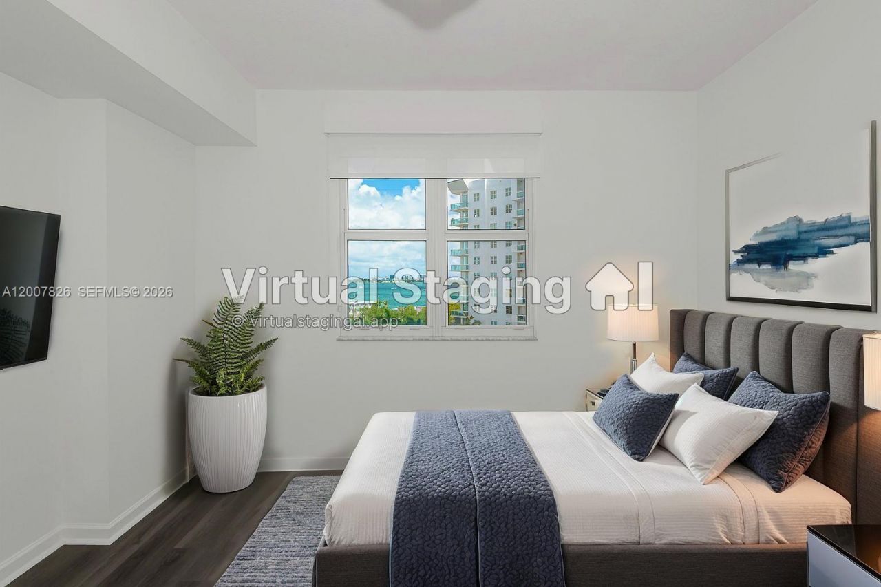 7900 Harbor Island Dr, Unit 703, North Bay Village, FL 33141 Photo