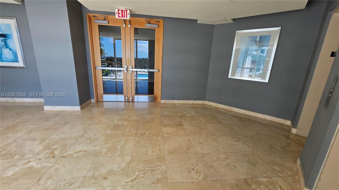 7900 Harbor Island Dr, Unit 703, North Bay Village, FL 33141 Photo