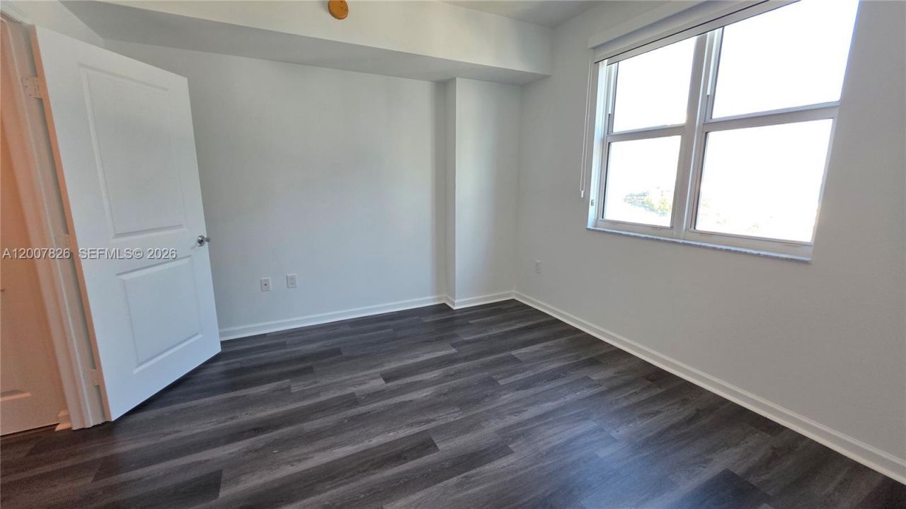 7900 Harbor Island Dr, Unit 703, North Bay Village, FL 33141 Photo