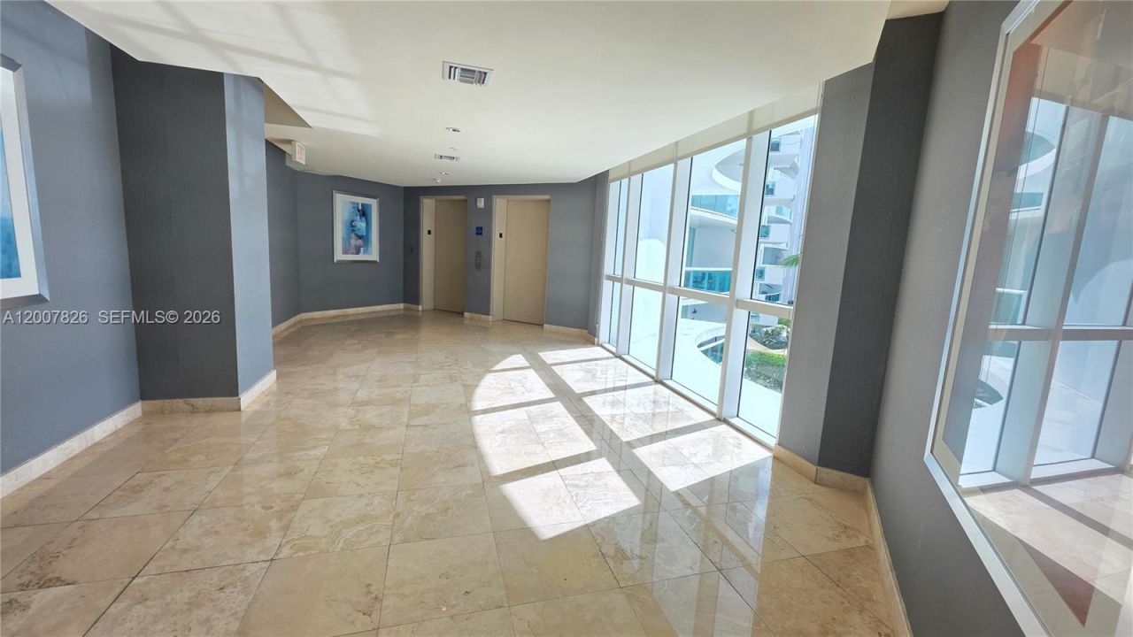 7900 Harbor Island Dr, Unit 703, North Bay Village, FL 33141 Photo