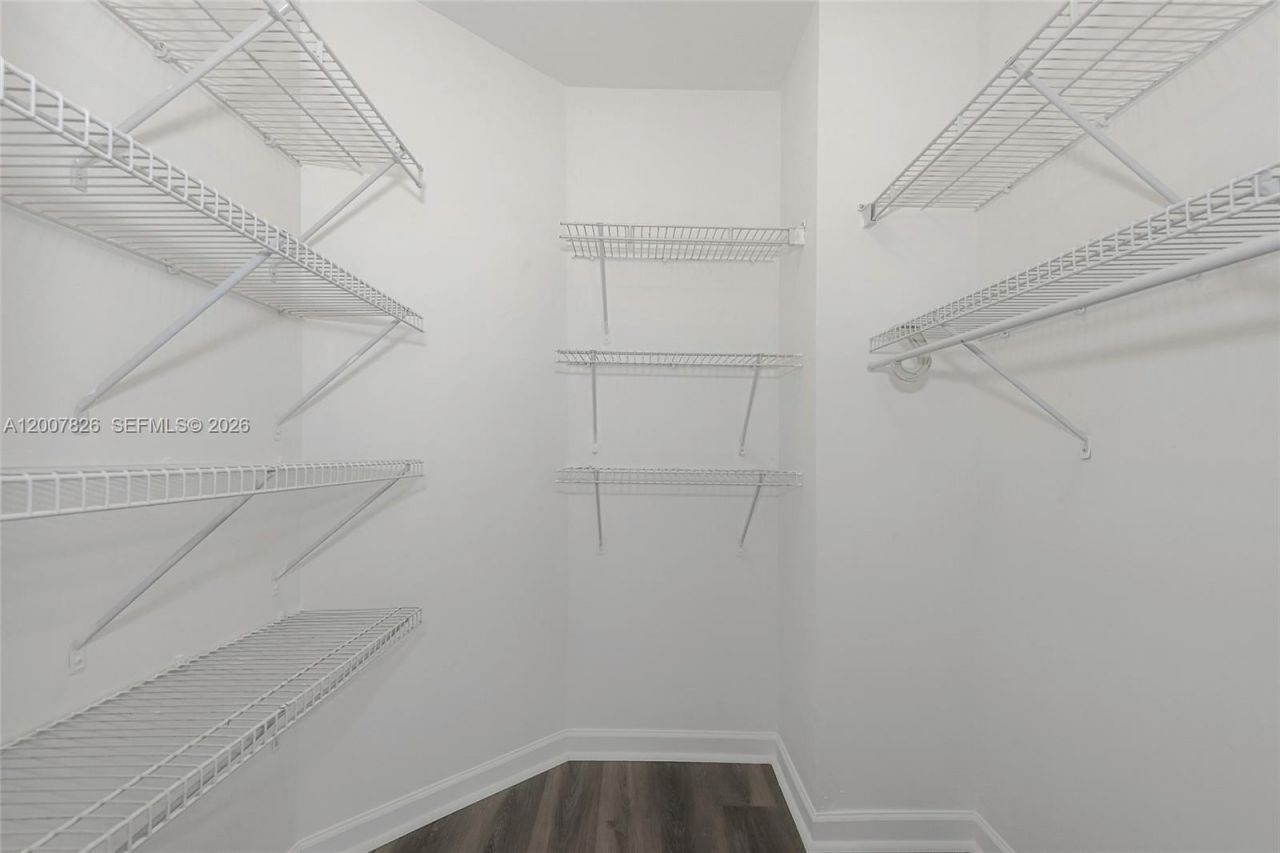 7900 Harbor Island Dr, Unit 703, North Bay Village, FL 33141 Photo