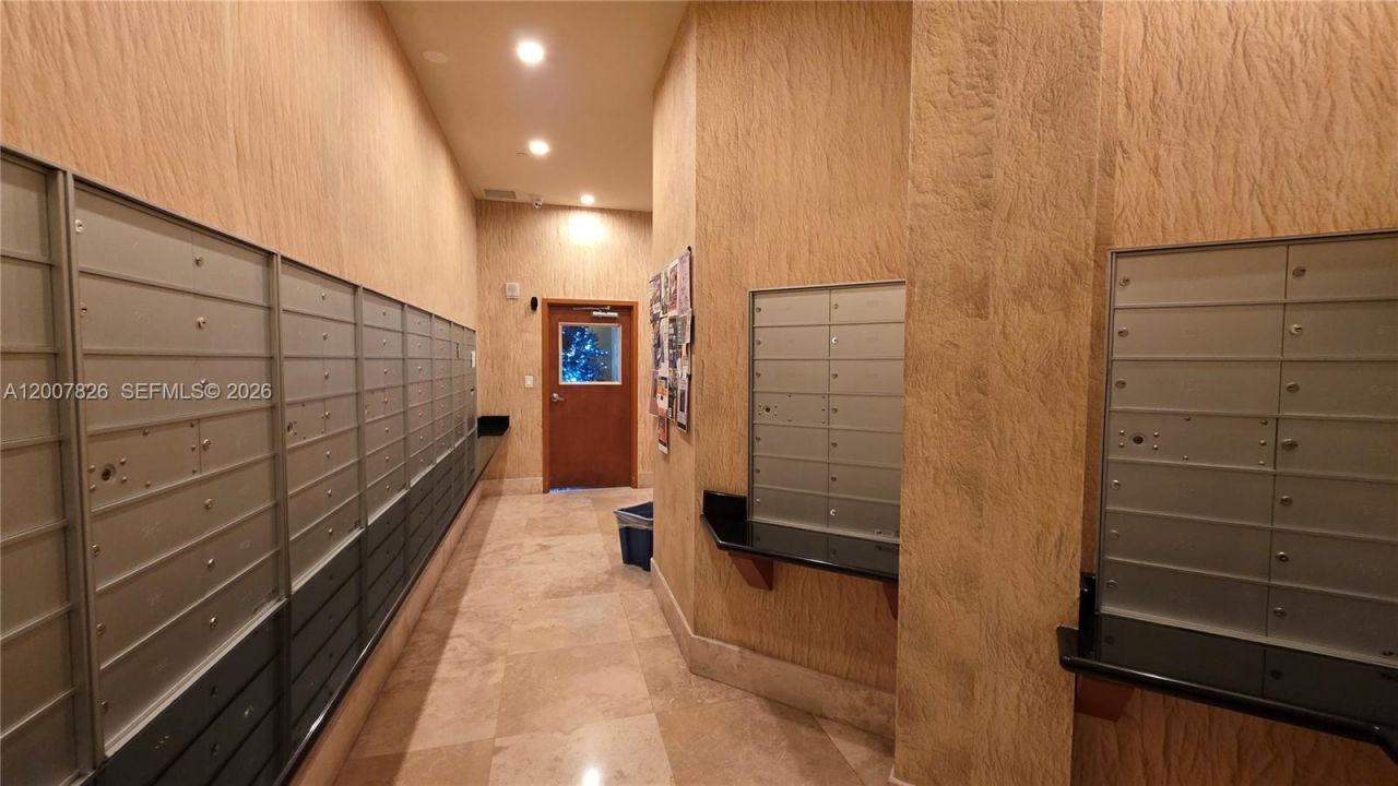 7900 Harbor Island Dr, Unit 703, North Bay Village, FL 33141 Photo