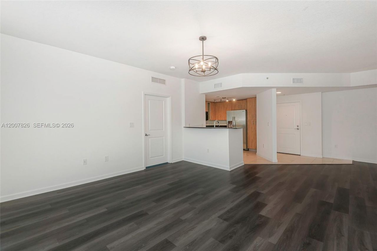 7900 Harbor Island Dr, Unit 703, North Bay Village, FL 33141 Photo