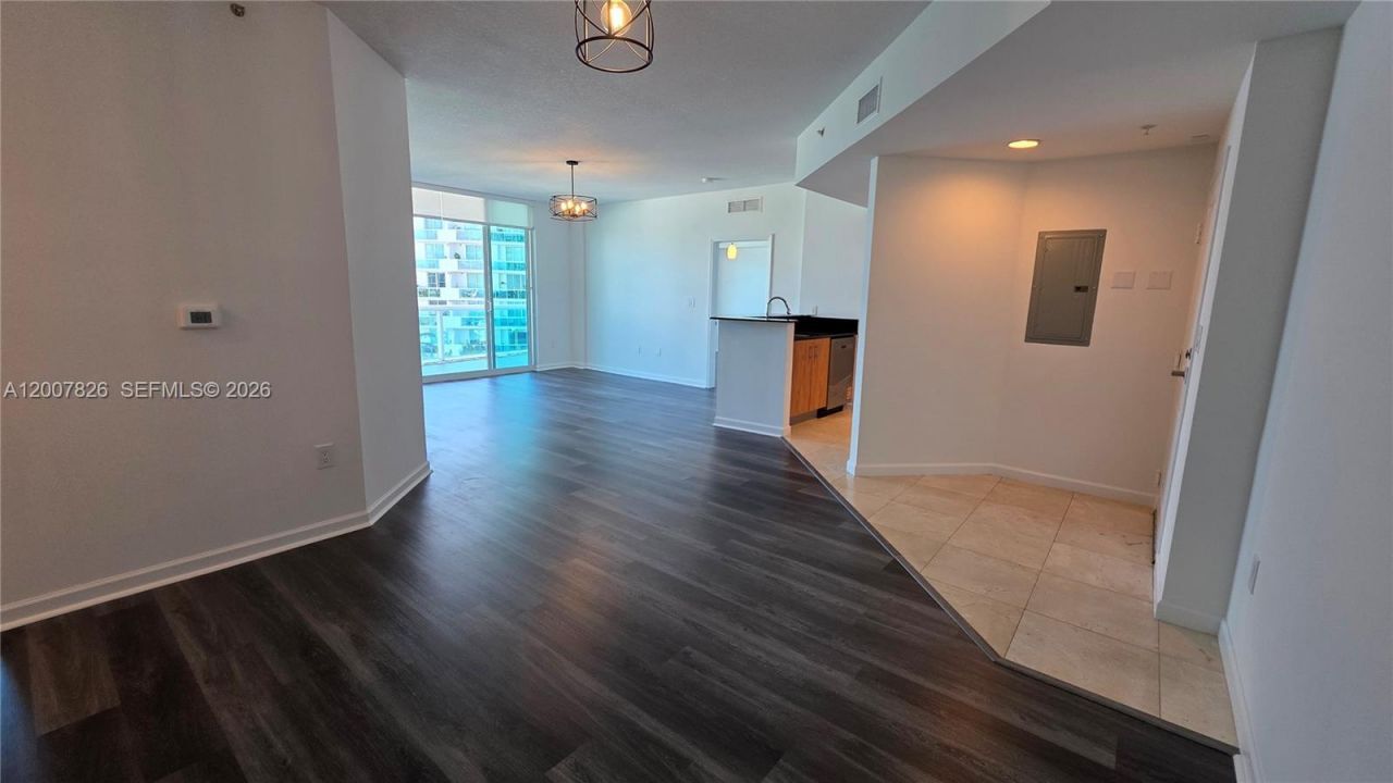 7900 Harbor Island Dr, Unit 703, North Bay Village, FL 33141 Photo