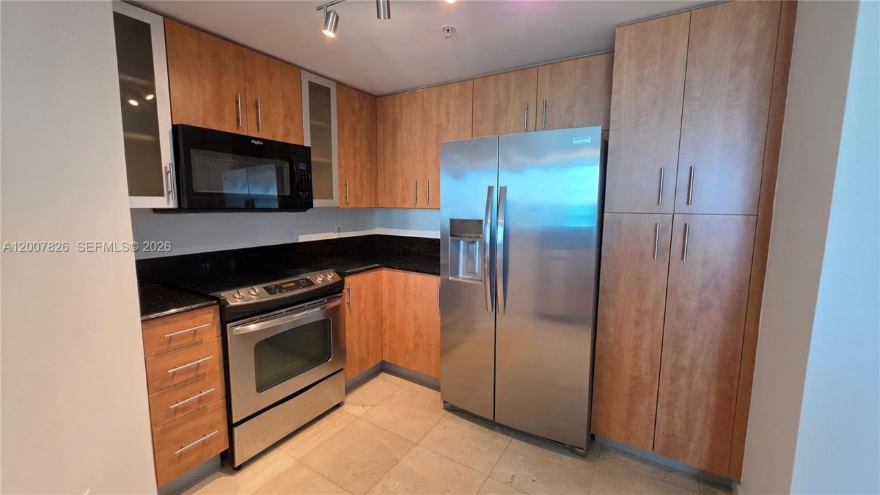 7900 Harbor Island Dr, Unit 703, North Bay Village, FL 33141 Photo