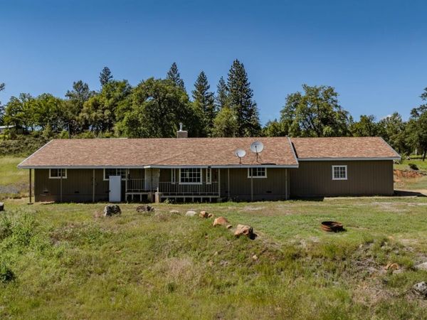 5039 Old EmigrantTrail East, Mountain Ranch, CA 95246
