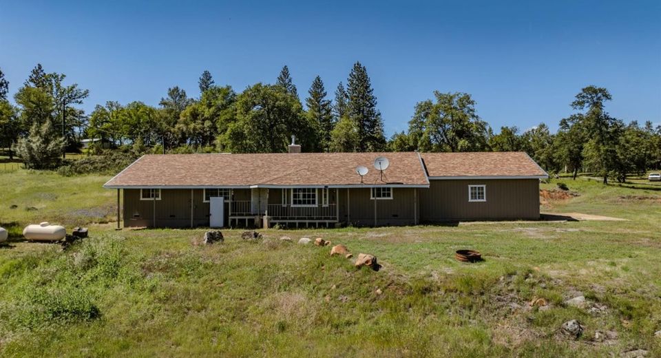 5039 Old Emigranttrail East, Mountain Ranch, CA 95246 Photo