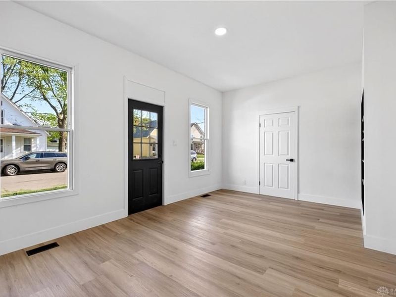 830 Washington, Troy, OH 45373 Photo 9