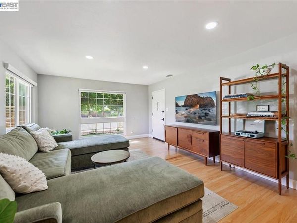 168 Albatross Avenue, Livermore, CA 94550