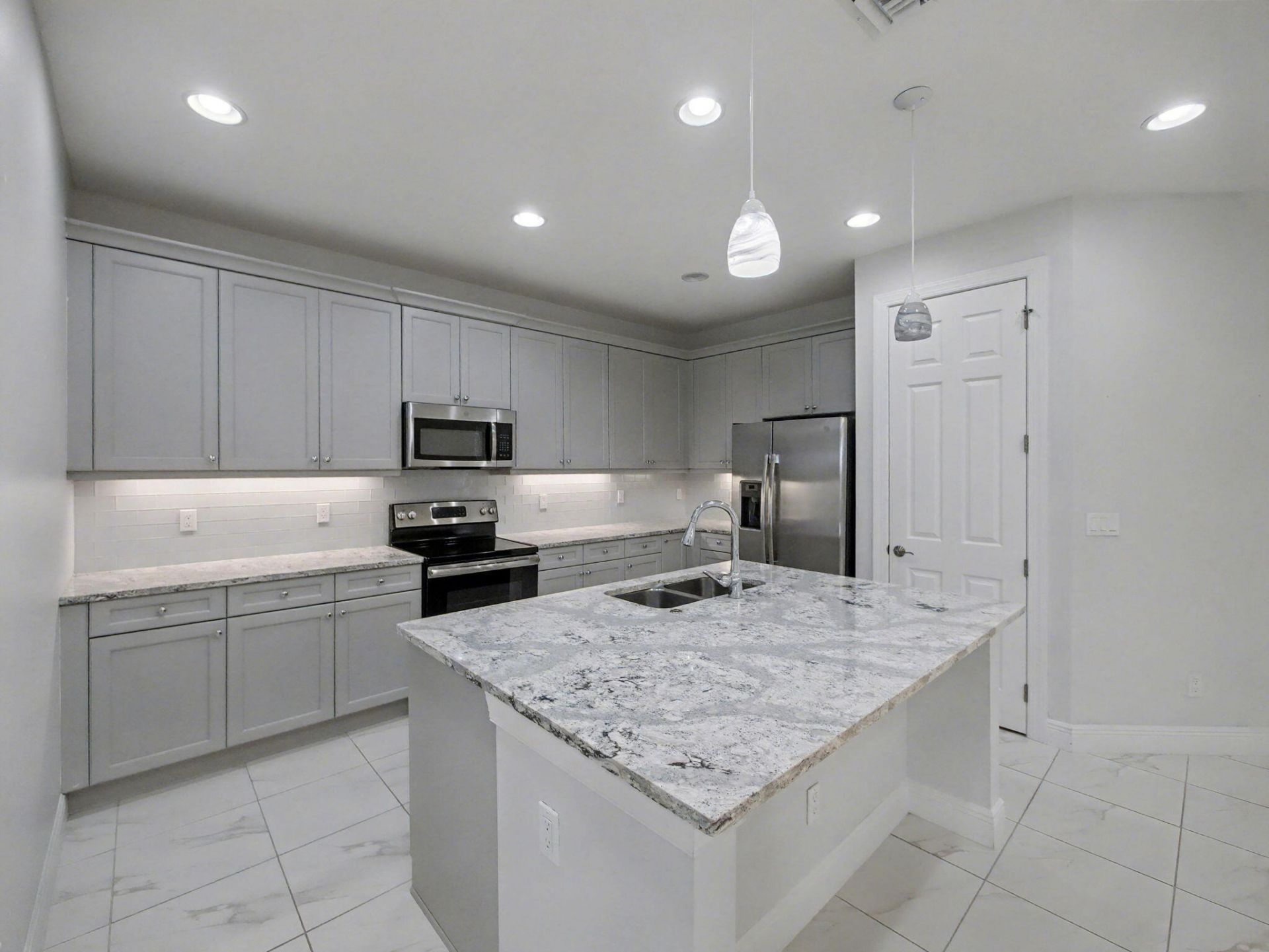 24072 SW Firenze Way, Port Saint Lucie, FL 34986 Photo