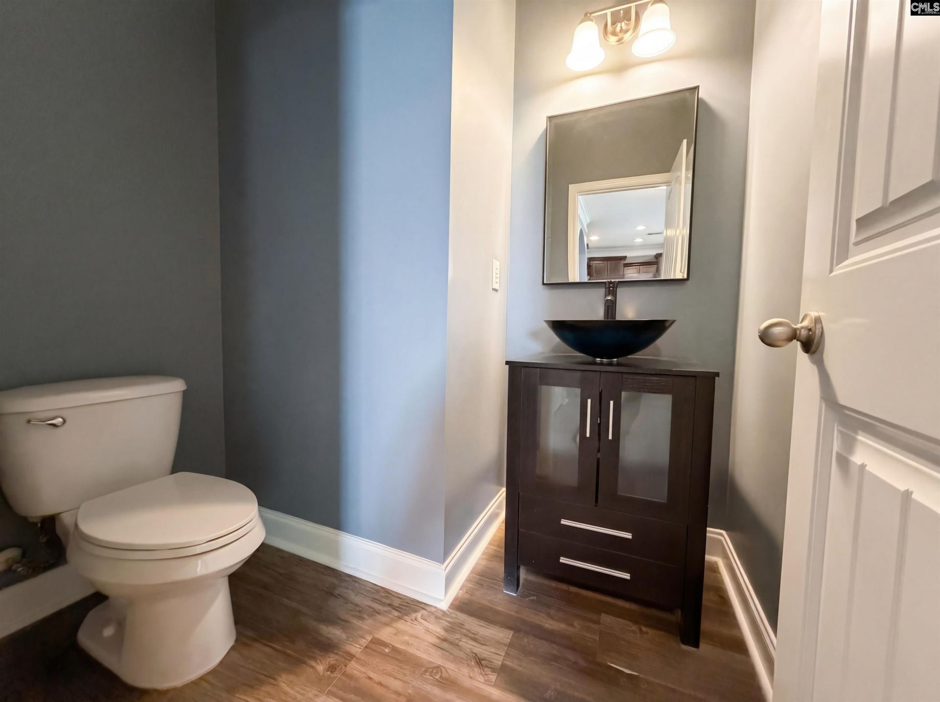 403 Eagle Claw Court  Photo 14