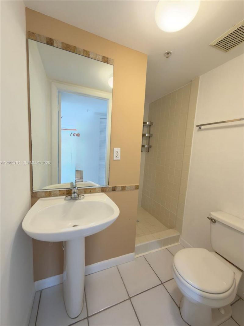 3052 SW 27th Ave , Unit 204, Miami, FL 33133 Photo