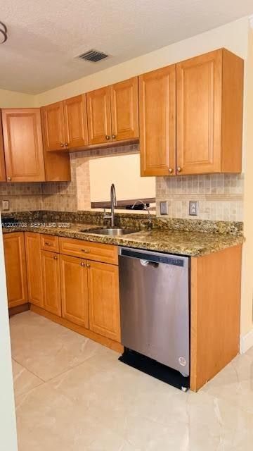 7148 Woodmont Ave, Tamarac, FL 33321 Photo