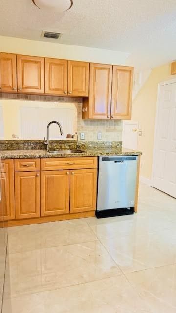 7148 Woodmont Ave, Tamarac, FL 33321 Photo