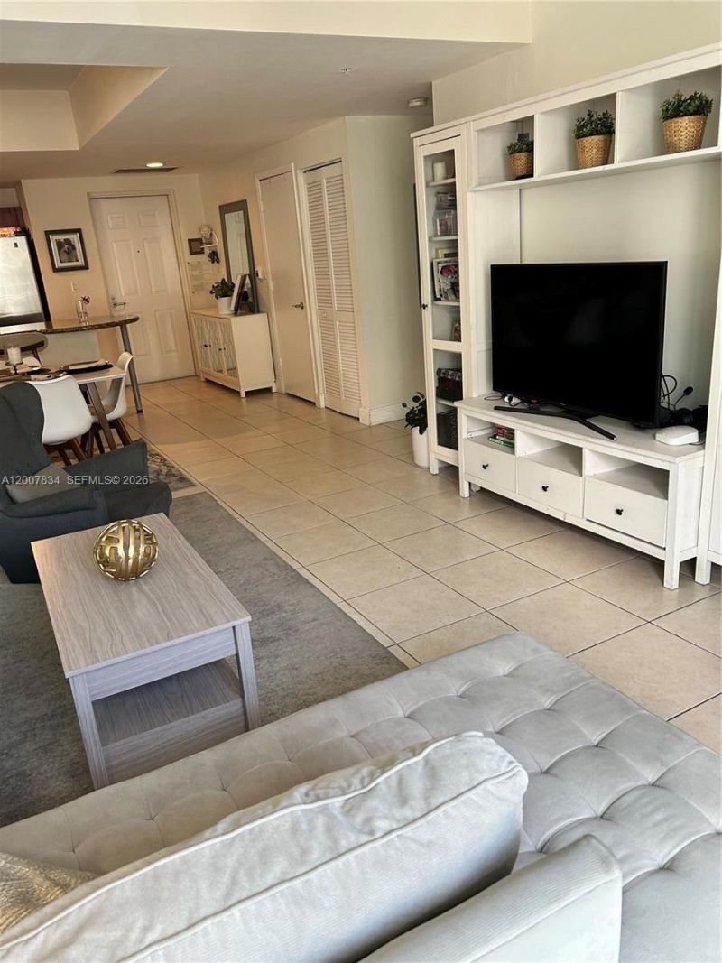 7275 SW 90th St , Unit C612, Miami, FL 33156 Photo