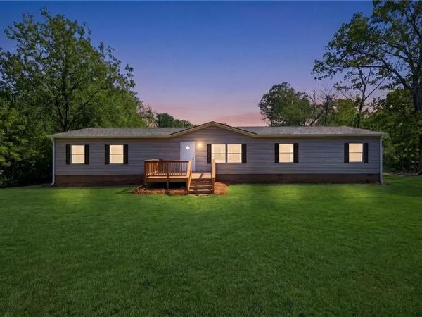 5274 Parks Road , Cumming, GA 30041