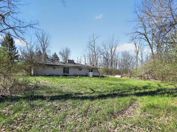 6718 Colf Road, Carleton, MI 48117