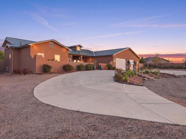 15 Serena Lane , Santa Fe, NM 87508