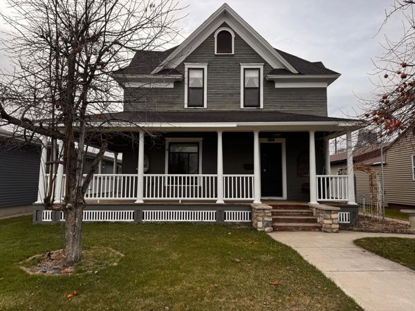 712 Burke Avenue, Harvey, ND 58341