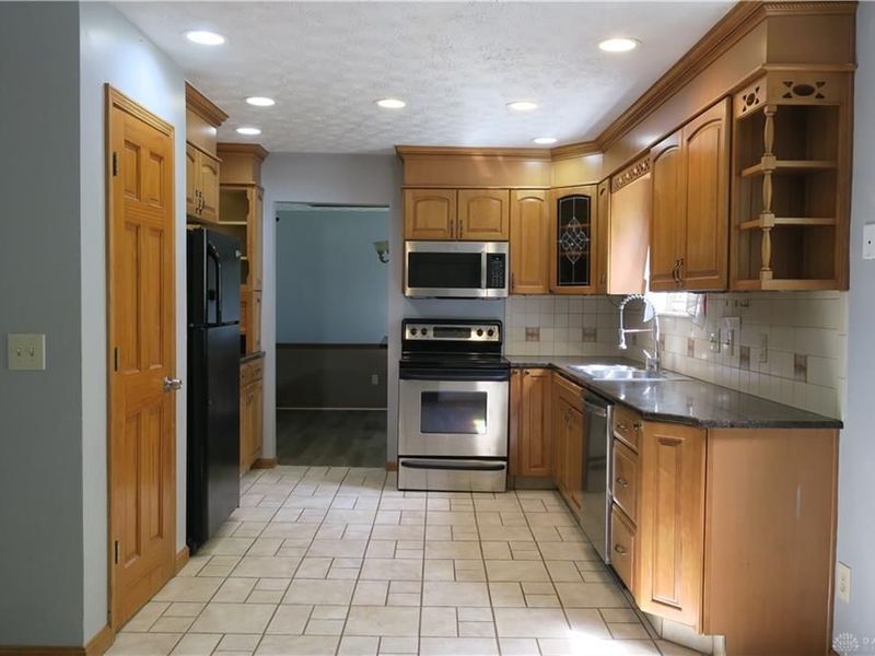 3288 Milverton Court, Cincinnati, OH 45248 Photo 17