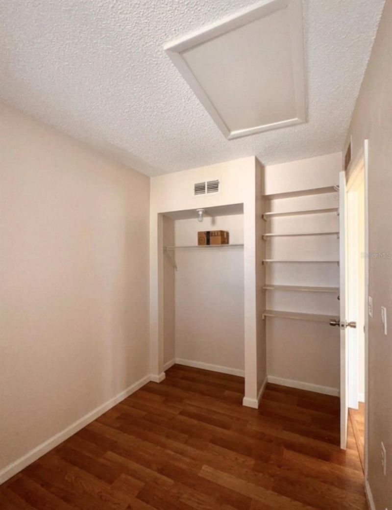 4734 Ridge Point Drive, Tampa, FL 33624 Photo