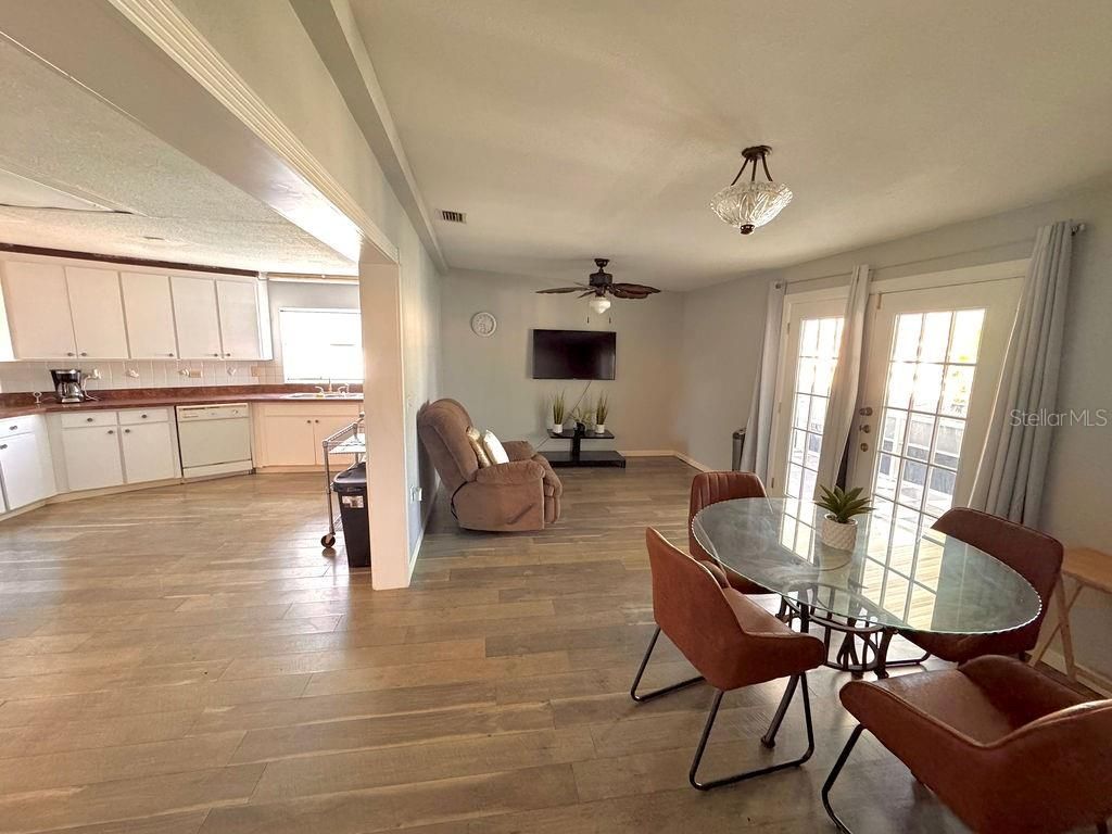 4734 Ridge Point Drive, Tampa, FL 33624 Photo