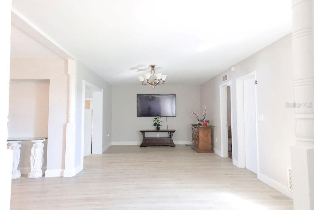 4734 Ridge Point Drive, Tampa, FL 33624 Photo