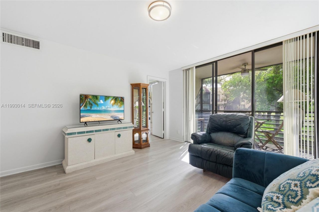 7950 W Mcnab Rd , Unit 222, Tamarac, FL 33321 Photo