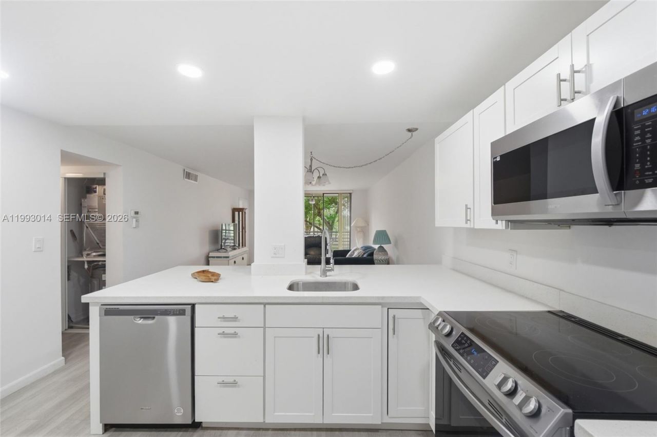 7950 W Mcnab Rd, Unit 222, Tamarac, FL 33321 Photo
